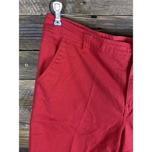 White Stag Women's Sz 14 Red Cotton Blend 2 Pocket Shorts - Picture 2 of 10